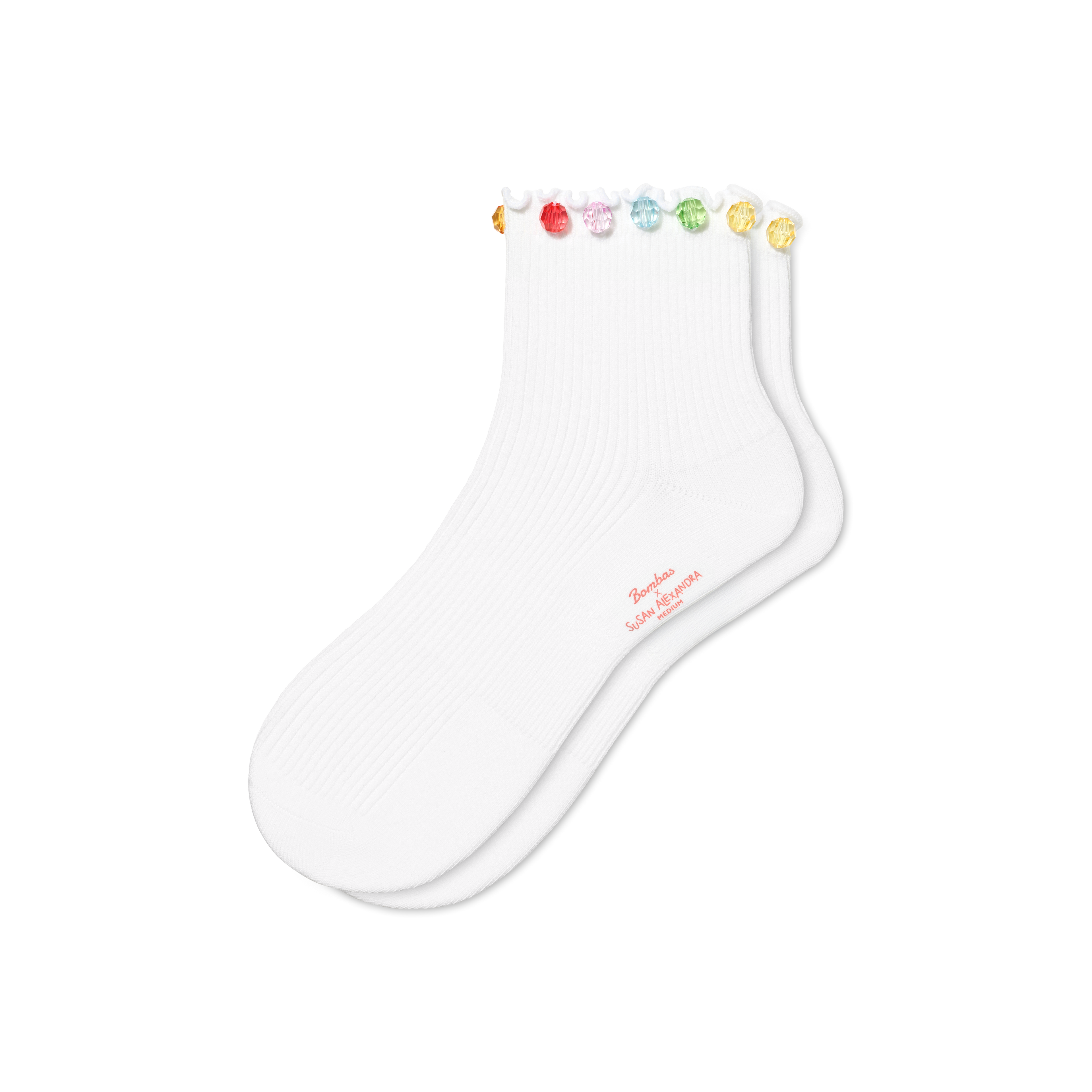 official-bombas::10657-white-adult-female-layflat-1-transparent-_1_.png